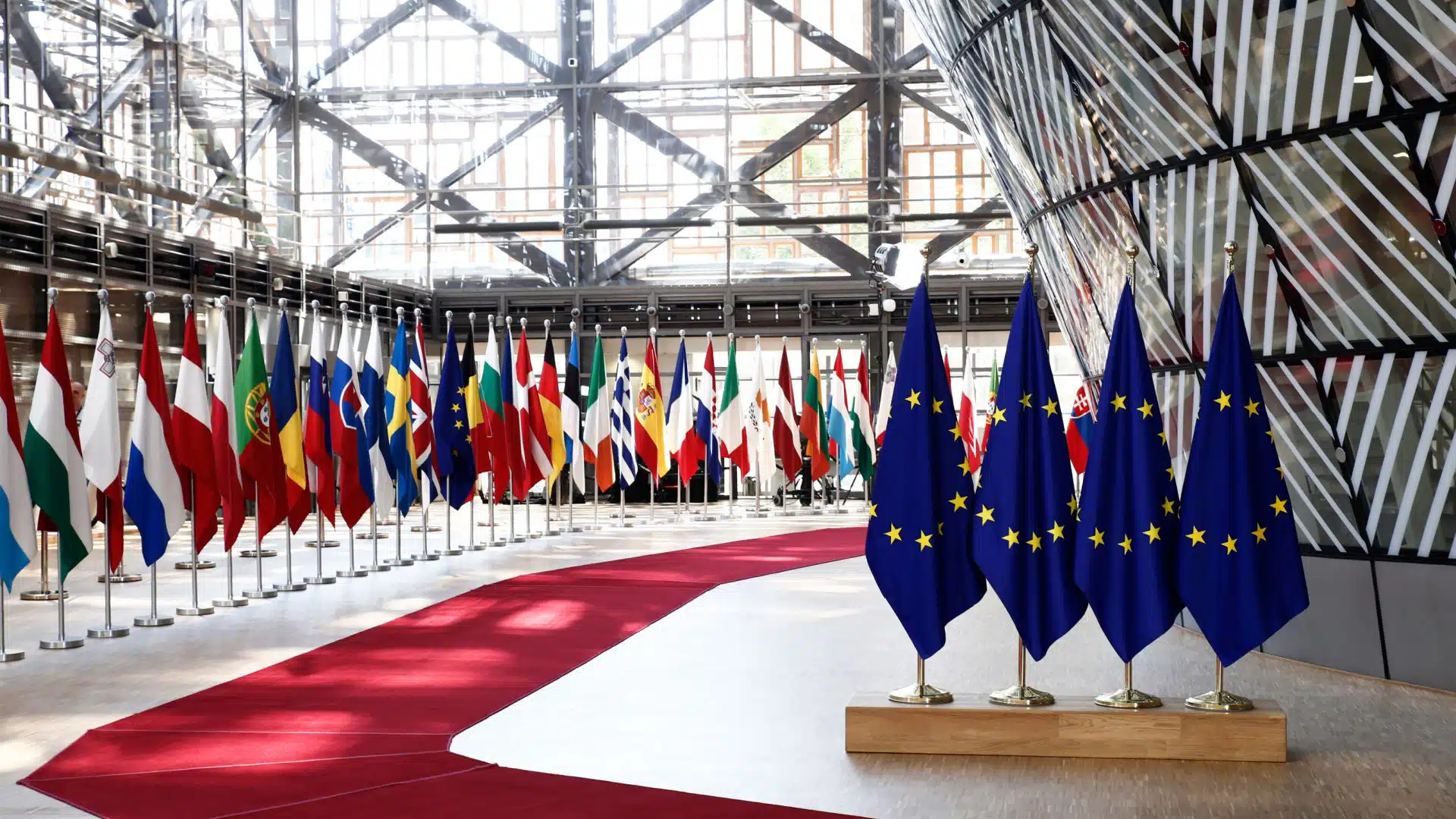 I ministri delle Finanze dell'UE approvano il MiCA e regole più severe sulla trasparenza fiscale